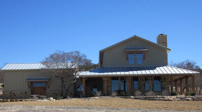 Front view of the Lovely Ranch Home.