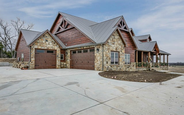 An exterior shot of the Breathtaking Lodge-type House.