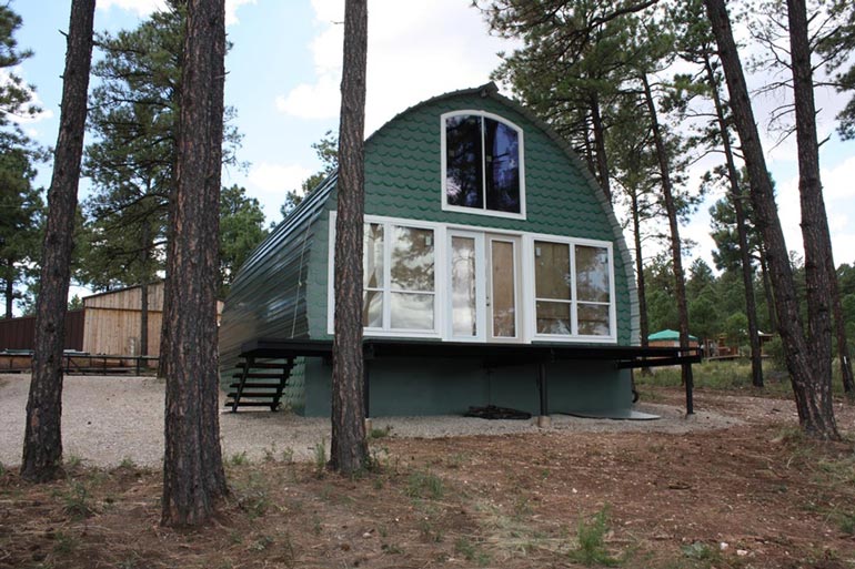 The front view of the Arched Metal Cabin.