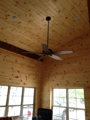 Ceiling fan in the pole barn home.