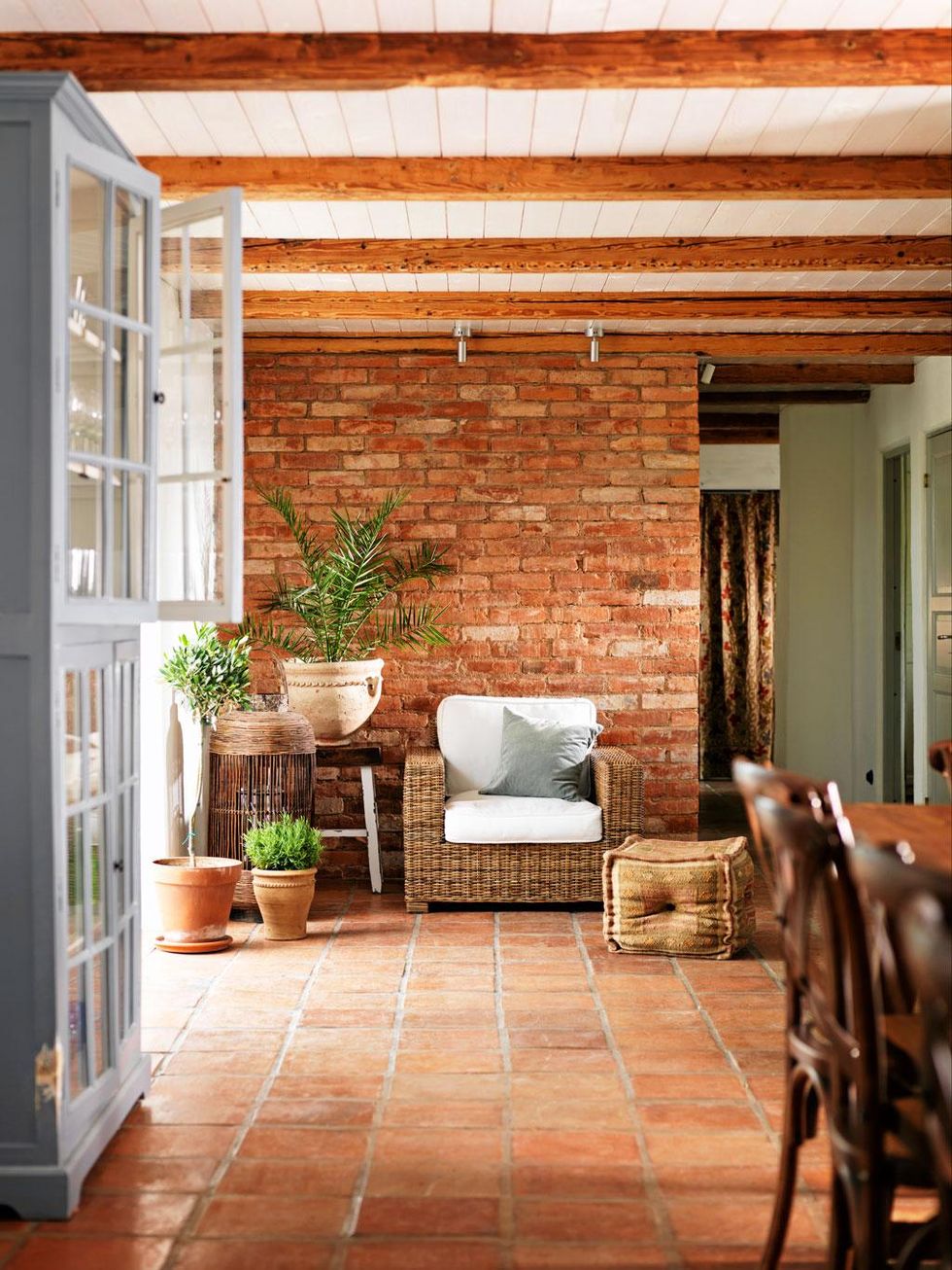 Interior Decor Trends for 2017: terracotta