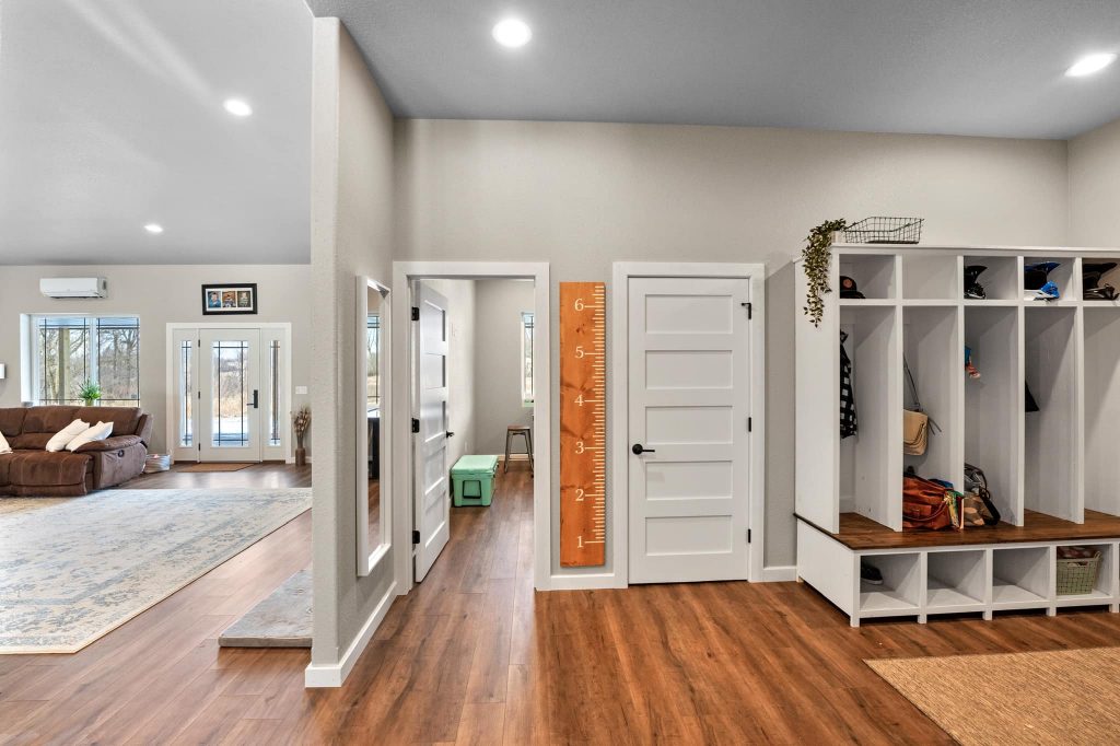 Doors leading to the office and 
a walk-in closet