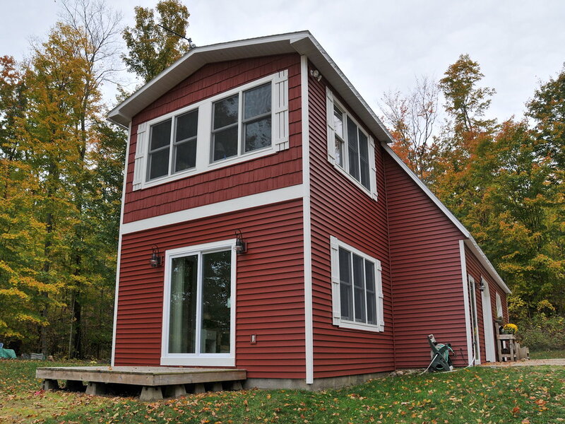 An image featuring a pristine vinyl siding that exudes a clean and polished appearance.